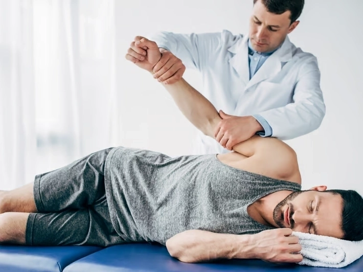 Professional Chiropractor services by Arrowhead Clinic in Grayson, GA — serving local businesses and residents